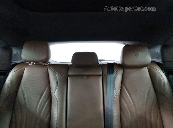 ZN682AVA3P7418279 2023 MASERATI GRECALE Gray Rear seats view
