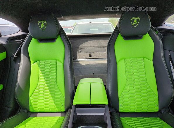 ZPBCA1ZL5NLA22104 2022 LAMBORGHINI URUS Silver უკანა სავარძლების ხედი