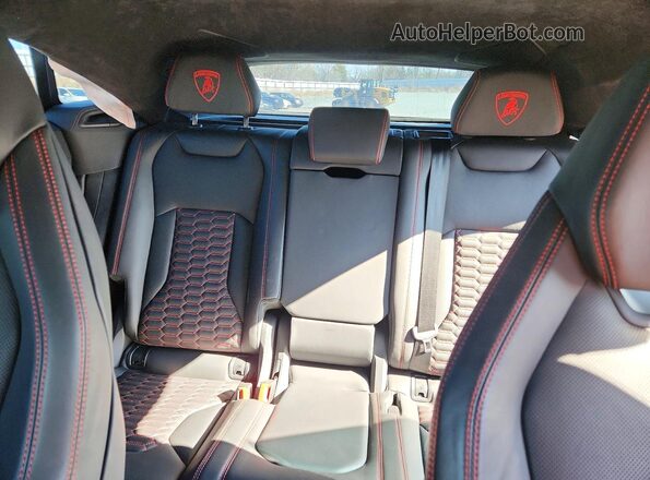 ZPBUA1ZL4KLA02281 2019 LAMBORGHINI URUS Красный Вид задних сидений