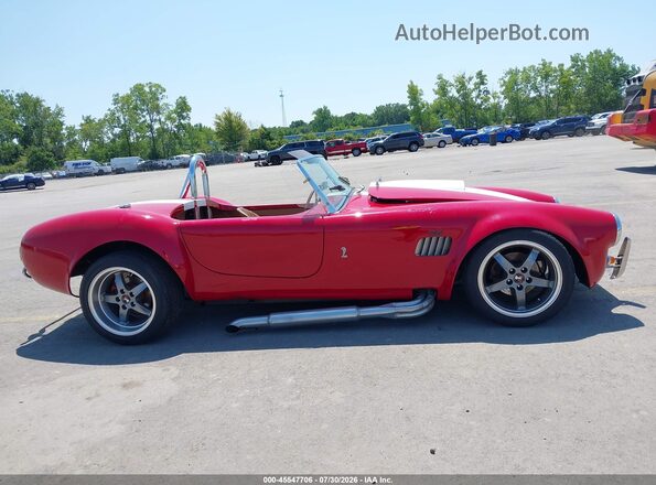 0000005H15T141793 1970 FORD COBRA Красный Вид задней части салона
