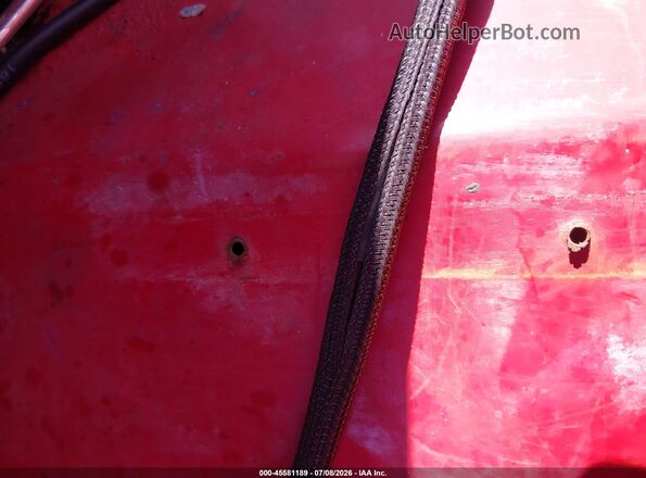 000000U15FLA15385 1970 FORD BRONCO Red Vista del compartimento del motor