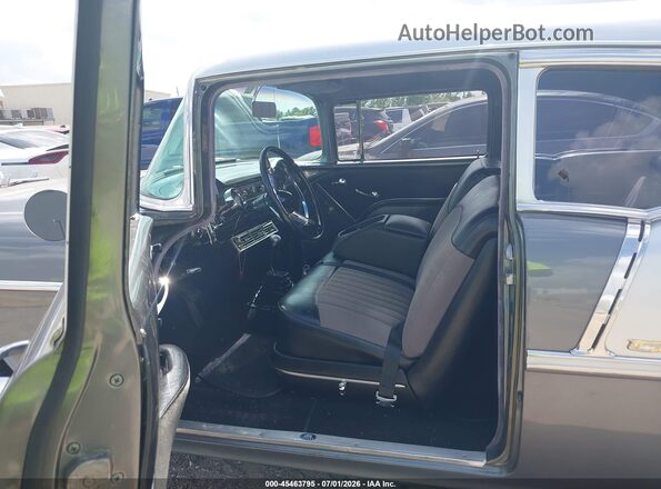 000000VC55J017782 1970 CHEVROLET OTHER Серебряный Вид салона спереди