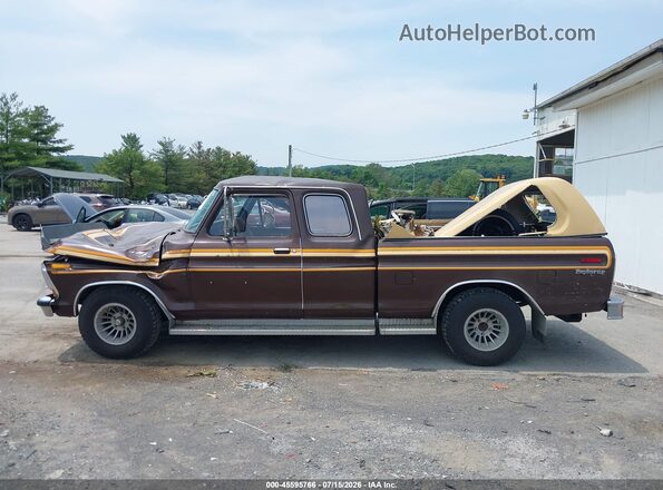 000000X15SKBJ8626 1978 FORD F150 Коричневый Панорамный вид салона 360°