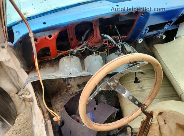 101376L113152 1966 CHEVROLET CLASSIC Синий Вид щитка приборов