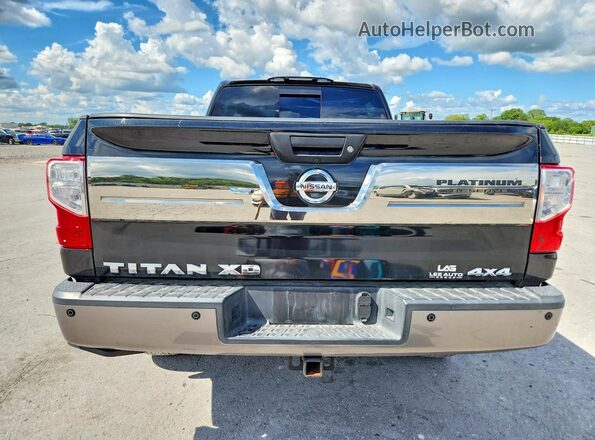 1N6BA1F47HN563239 2017 NISSAN TITAN Black Vista interior delantera