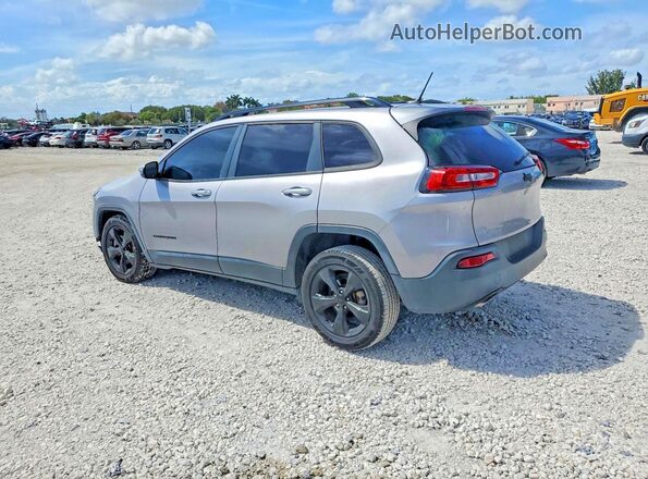 1C4PJLCB2JD540051 2018 JEEP CHEROKEE Silver Trasero derecho