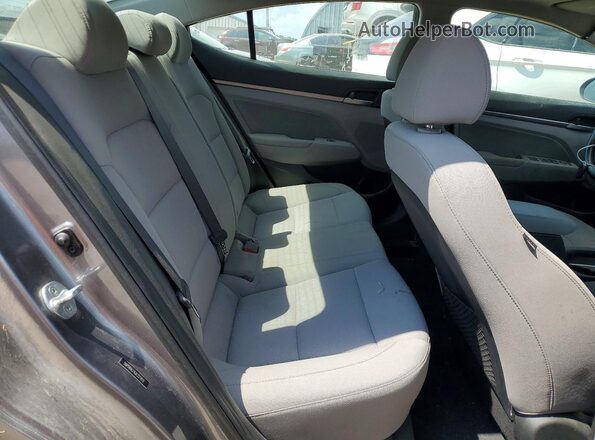 5NPD84LF4JH321819 2018 HYUNDAI ELANTRA Серый Вид задней части салона