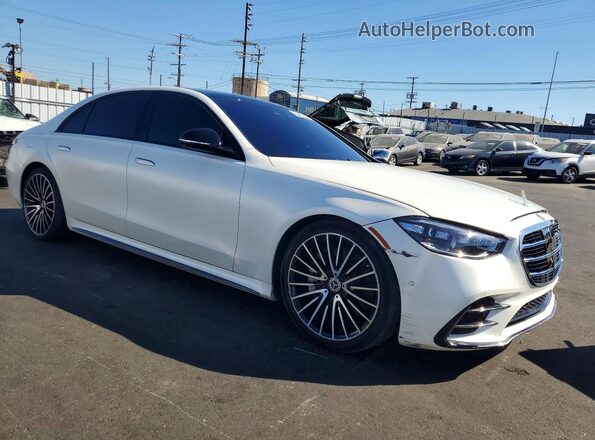 W1K6G7GB3PA203674 2023 MERCEDES-BENZ S White Widok z przodu