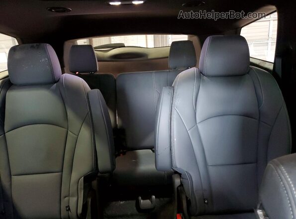 5GAERBKW8NJ165919 2022 BUICK ENCLAVE Maroon Widok tylnych siedzeń