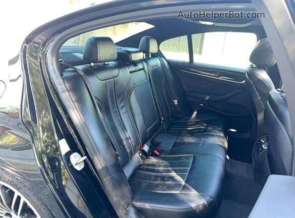 WBAJS1C05LWW82727 2020 BMW 5 SERIES Black Front interior view