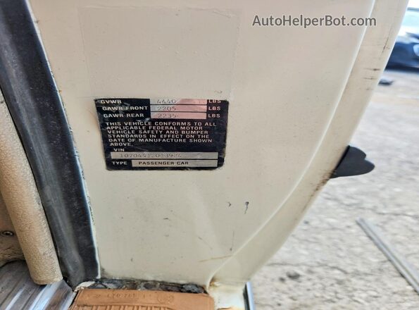 10704412013924 1974 MERCEDES-BENZ 450SL Cream Widok komory silnika