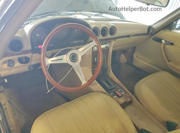 10704412027650 1975 MERCEDES-BENZ 450 Black Առջևի վահանակի տեսք
