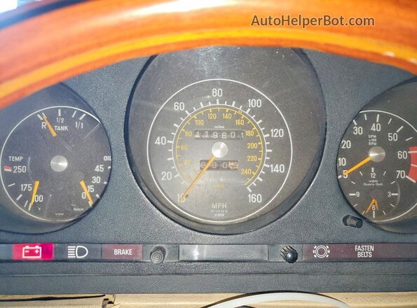 10704412027650 1975 MERCEDES-BENZ 450 Black Սարքավորումների վահանակի տեսք