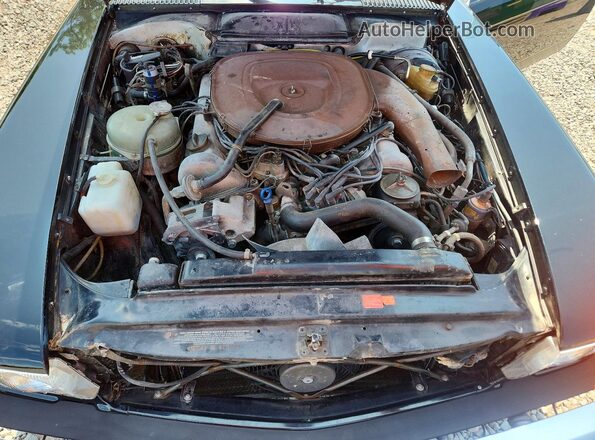 10704412044504 1978 MERCEDES-BENZ 450SL Black Widok wnętrza z tyłu