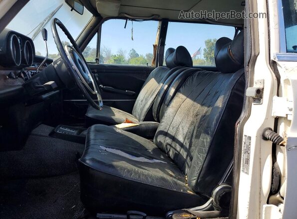 10801912051279 1970 MERCEDES-BENZ 450 Белый Вид салона спереди