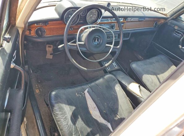 10801912051279 1970 MERCEDES-BENZ 450 Белый Вид панели приборов