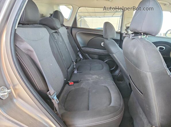 KNDJP3A59H7449675 2017 KIA SOUL Brown Вид задньої частини салону