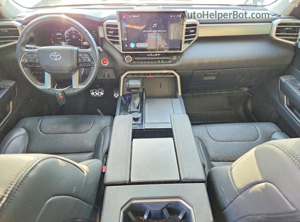 7SVAAABAXPX006652 2023 TOYOTA SEQUOIA Brown ხელსაწყოთა პანელის ხედი