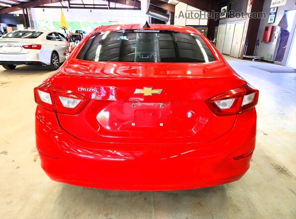 1G1BC5SM3H7140603 2017 CHEVROLET CRUZE Red Widok wnętrza z przodu