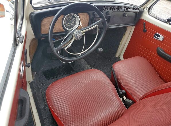 1102484133 1970 VOLKSWAGEN BEETLE White Առջևի վահանակի տեսք