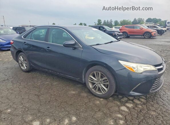 4T1BF1FK0HU408228 2017 TOYOTA CAMRY Charcoal Widok z przodu