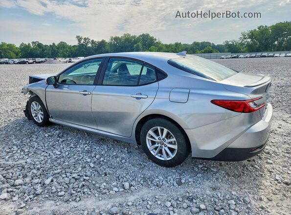 4T1DAACK2SU014491 2025 TOYOTA CAMRY Серебряный Задняя правая четверть