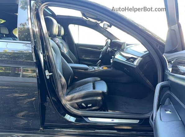 WBAJS1C05LWW82727 2020 BMW 5 SERIES Black Rear view