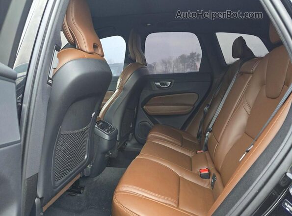 YV4L12RM5R1801281 2024 VOLVO XC60 Black Вид ззаду