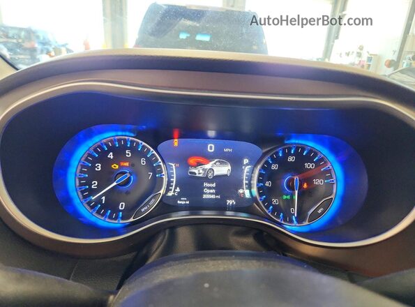 2C4RC1EG5HR588814 2017 CHRYSLER PACIFICA Black Հետևի նստատեղերի տեսք