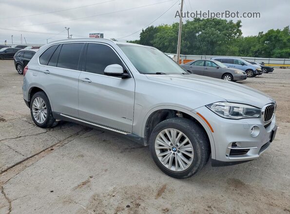 5UXKT0C51G0F74755 2016 BMW X5 Silver Front view