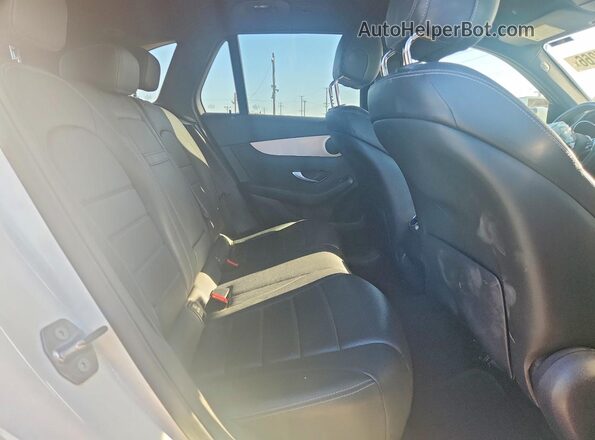 WDC0G8DB0LF698711 2020 MERCEDES-BENZ GLC-CLASS White Engine compartment view
