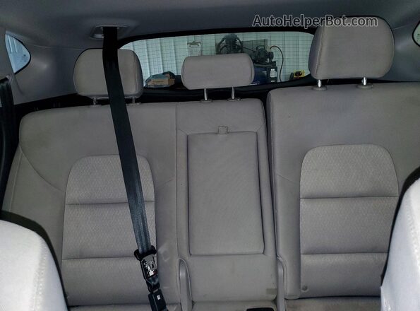 KM8J3CA24JU637976 2018 HYUNDAI TUCSON White Widok wnętrza z tyłu