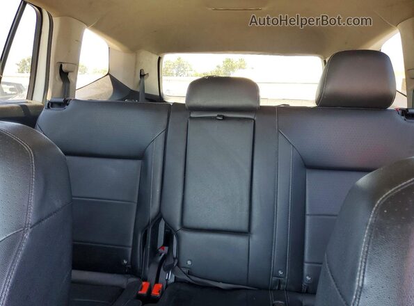 1V2WR2CA1MC568776 2021 VOLKSWAGEN ATLAS Белый Вид задней части салона