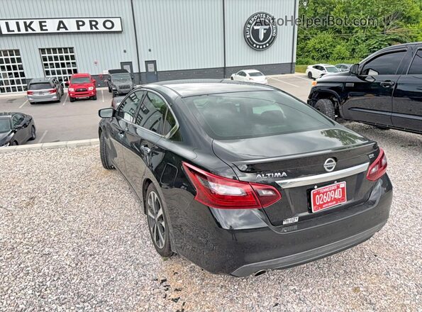 1N4AL3AP2JC152568 2018 NISSAN ALTIMA Black Przód prawy