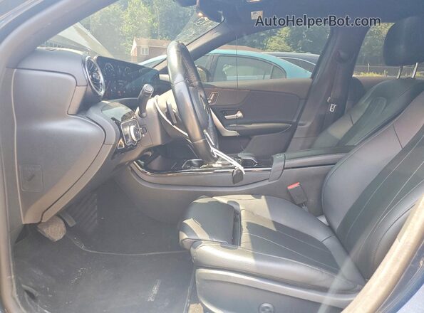 W1K3G4FB0LJ237911 2020 MERCEDES-BENZ A Blue Dashboard view