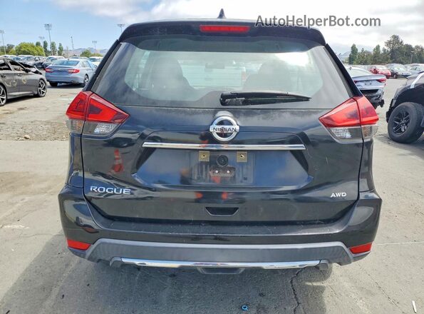 KNMAT2MV4JP552249 2018 NISSAN ROGUE Black Вид салону спереду