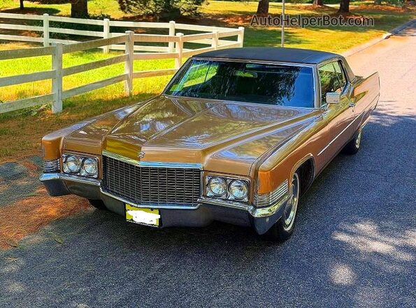 J0292047000000000 1970 CADILLAC DEVILLE Tan Trasero derecho