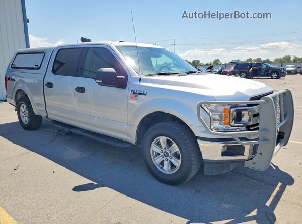 1FTFW1E50JKF63543 2018 FORD F150 Silver Widok z przodu
