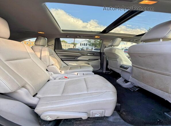 5TDDZRFH7KS983445 2019 TOYOTA HIGHLANDER Black Rear view