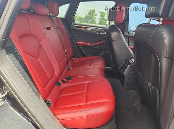 WP1AB2A51HLB14120 2017 PORSCHE MACAN Gray Engine compartment view