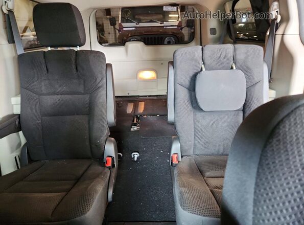 2C4RDGBG4KR587021 2019 DODGE GRAND Gray Вид задньої частини салону