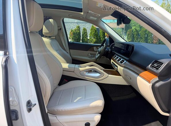4JGFB4KB6NA685368 2022 MERCEDES-BENZ GLE White Engine compartment view
