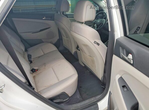 KM8J33A2XJU802493 2018 HYUNDAI TUCSON Белый Вид подкапотного пространства