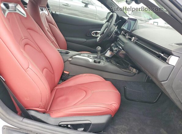 WZ1DB0G05TW074003 2026 TOYOTA GR Белый Вид задней части салона