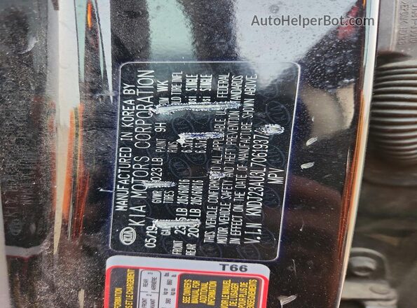 KNDJ23AU3L7061937 2020 KIA SOUL Black VIN sticker view
