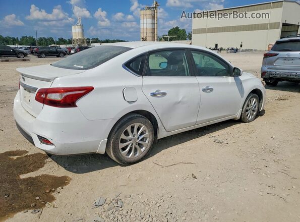 3N1AB7AP4HY243804 2017 NISSAN SENTRA White Front right