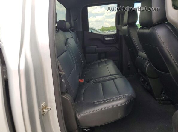 1GCRWCED7LZ165014 2020 CHEVROLET SILVERADO Silver Widok wnętrza z tyłu
