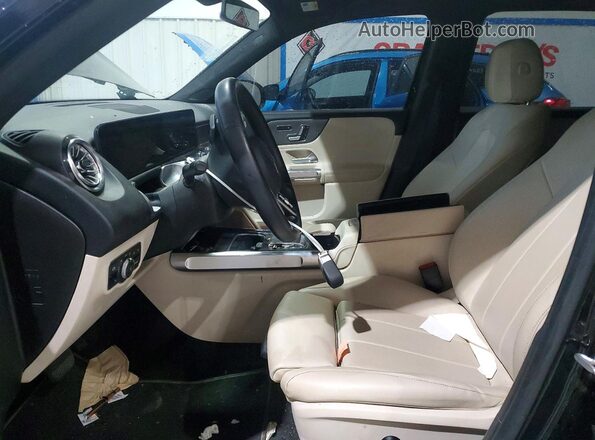 W1N4M4GB1NW168795 2022 MERCEDES-BENZ GLB-CLASS Черный Вид панели приборов