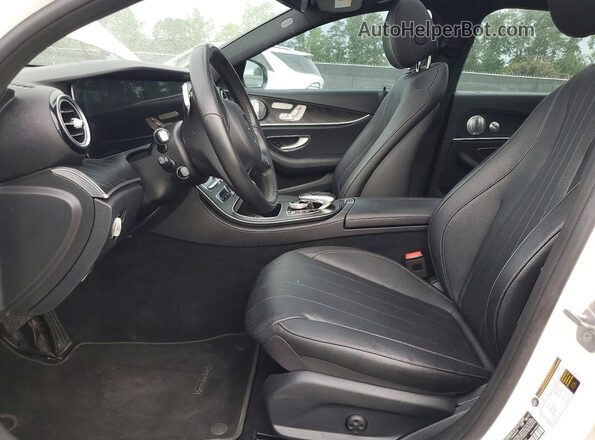 WDDZF4KB5JA344534 2018 MERCEDES-BENZ E White Вид панелі приладів