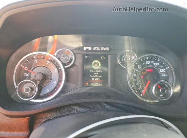 3C6UR5DL0NG386471 2022 RAM 2500 White Հետևի նստատեղերի տեսք
